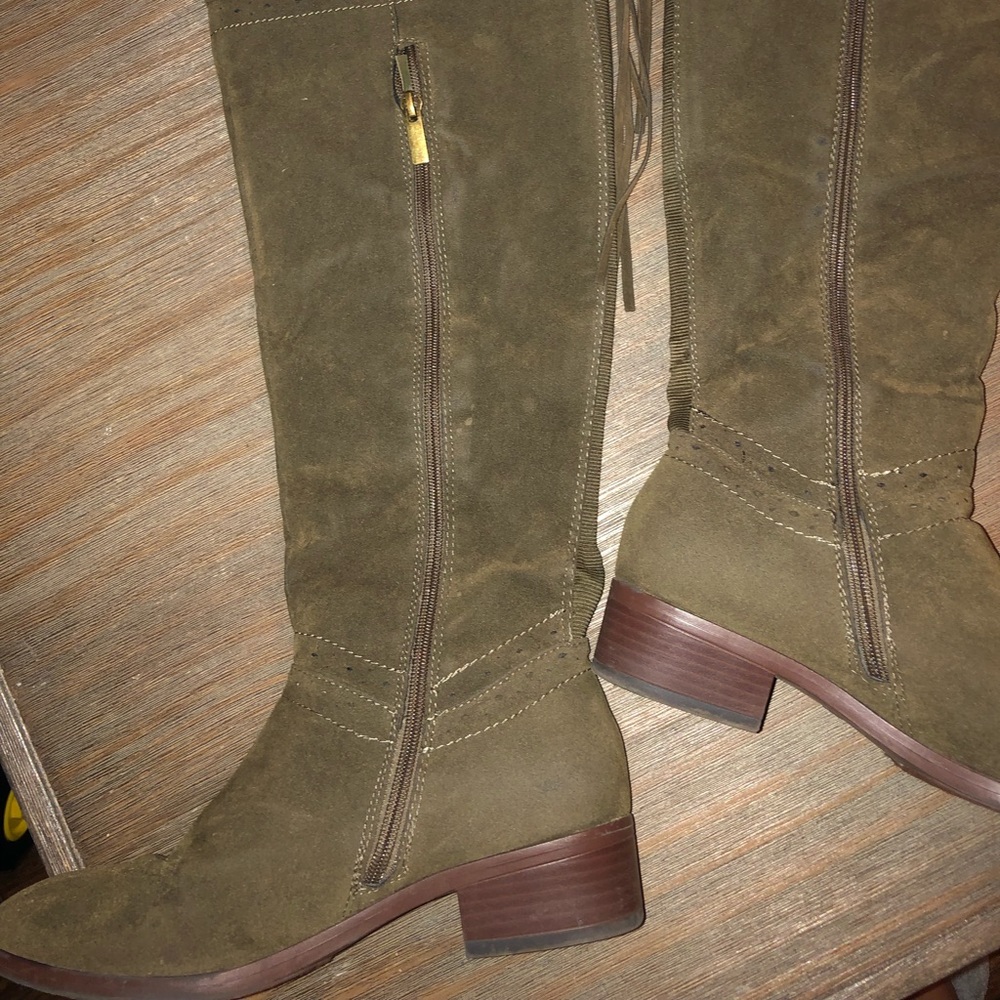 Green long boots size 8/9
